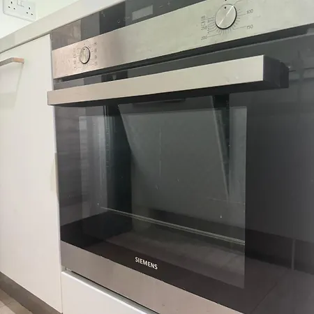 The Qube 2 Bedroom Premium Апартаменты Лимасол