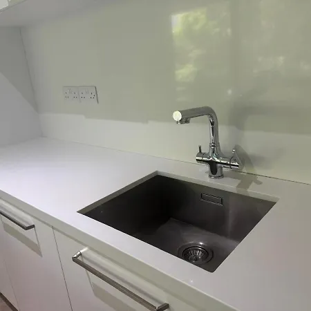 Апартаменты The Qube 2 Bedroom Premium *