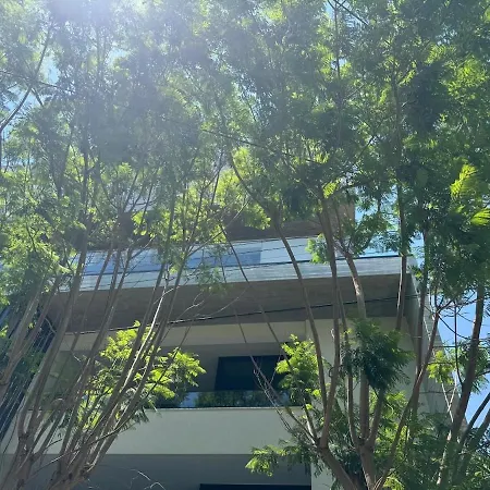 The Qube 2 Bedroom Premium לימסול